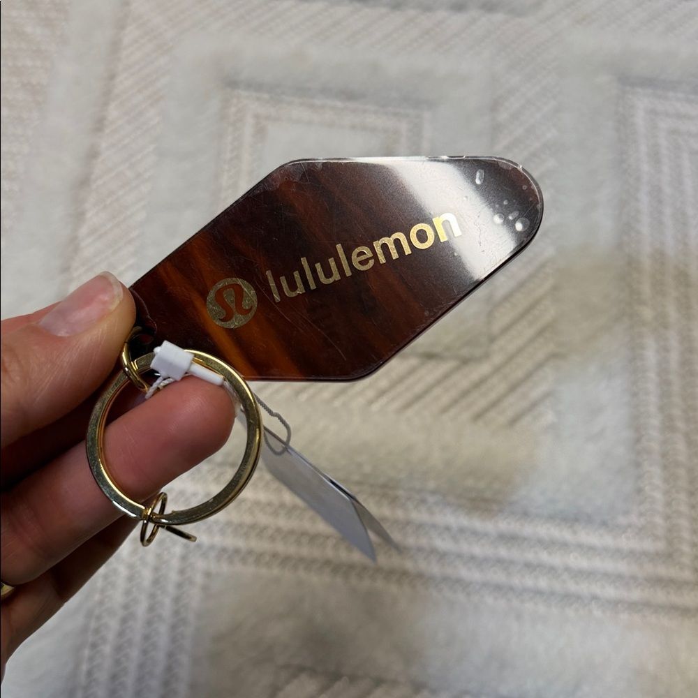 LULULEMON KEY CHAIN - Picture 2 of 7